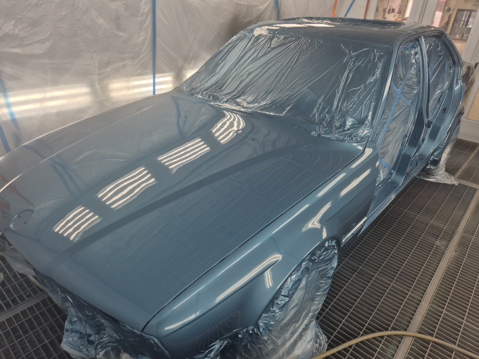 Vehicle refinishing work at Alfa Body Works
